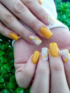 UñasAmarillas